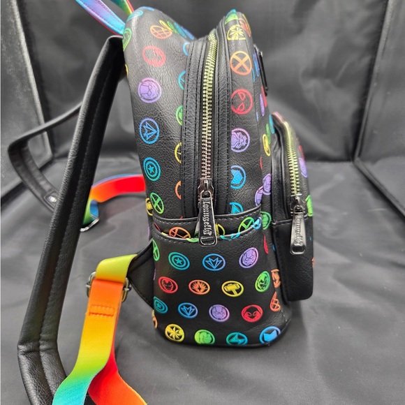 Loungefly Marvel Black Backpack with Colorful Icons - Picture 4 of 6